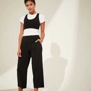 Flyweight Wide-Leg Cropped Pant with Core Temp NWT